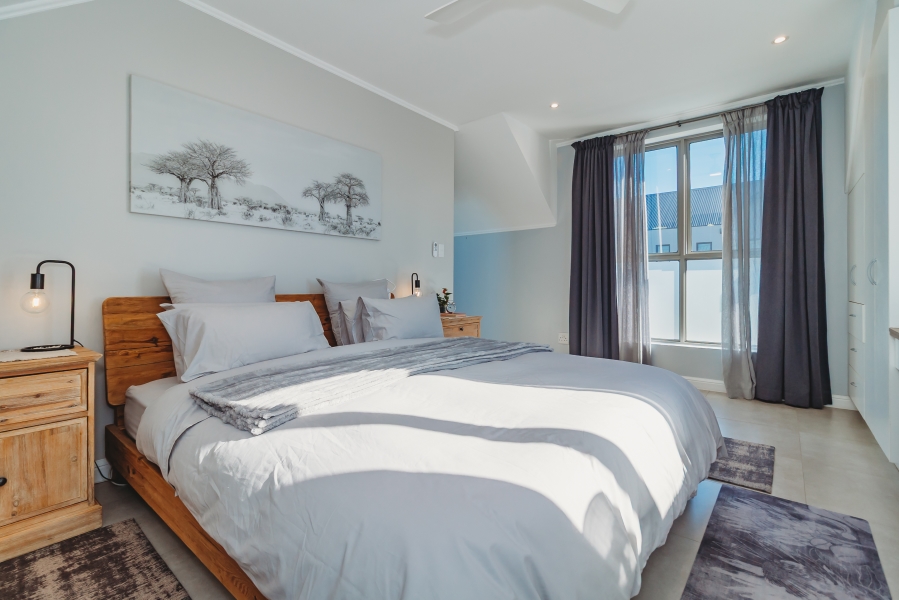 4 Bedroom Property for Sale in Kingswood Golf Estate Western Cape